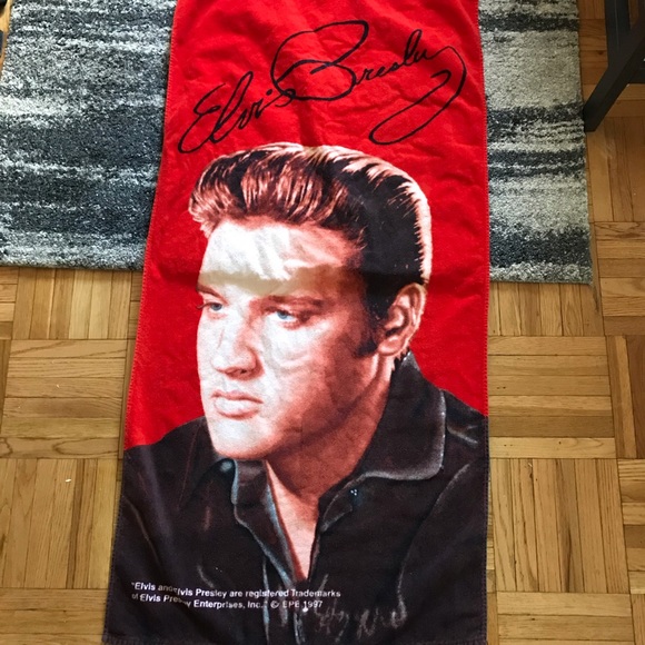 Vintage Other - Vintage 90s Elvis beach towel